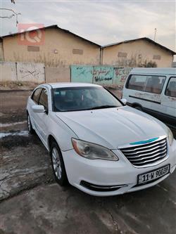 کرایسلەر 200